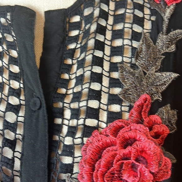 JJ Fairyland Black Peasant Blouse Size Large - Picture 6 of 16